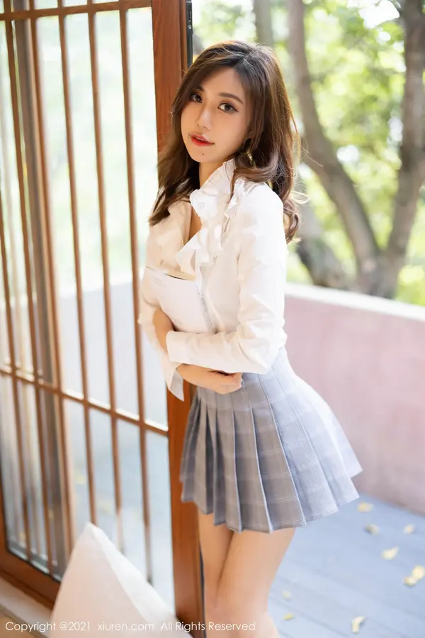 Vol. 04192 绮里嘉ula(46P)