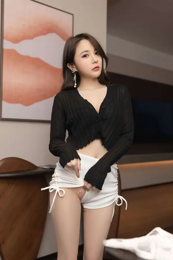 Vol. 4139 鱼子酱Fish《偷内裤的贼》(113P)