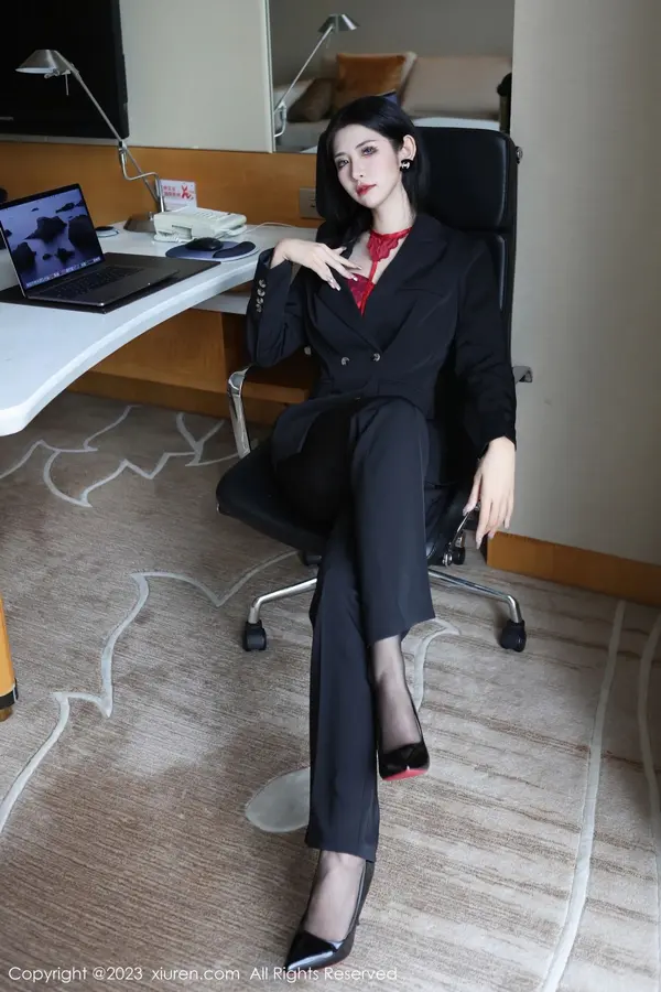 Vol. 06402 依娜Yina(113P)