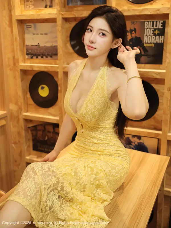 Vol. 10715 梨霜儿(79P)