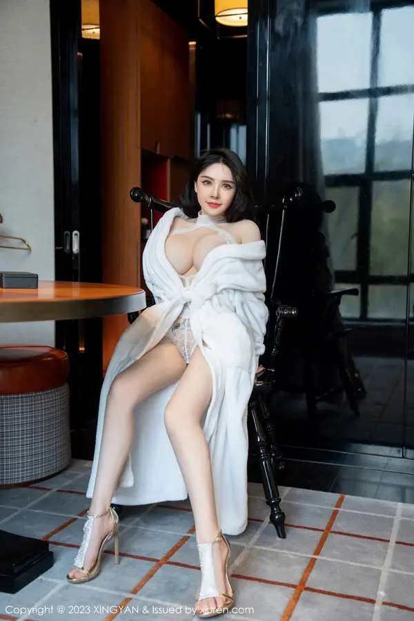 Vol. 0220 潘娇娇(77P)