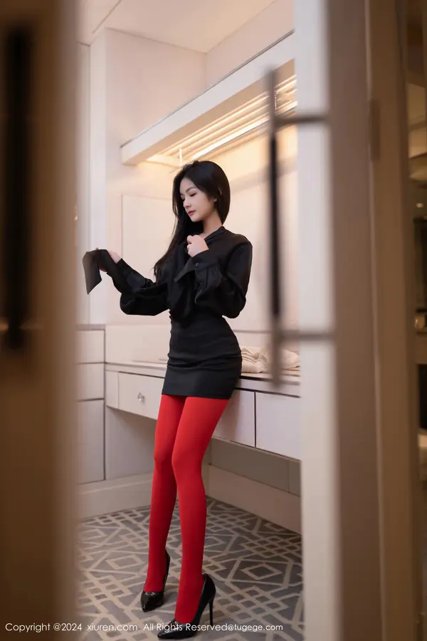 Vol. 08801 谭小灵(81P)