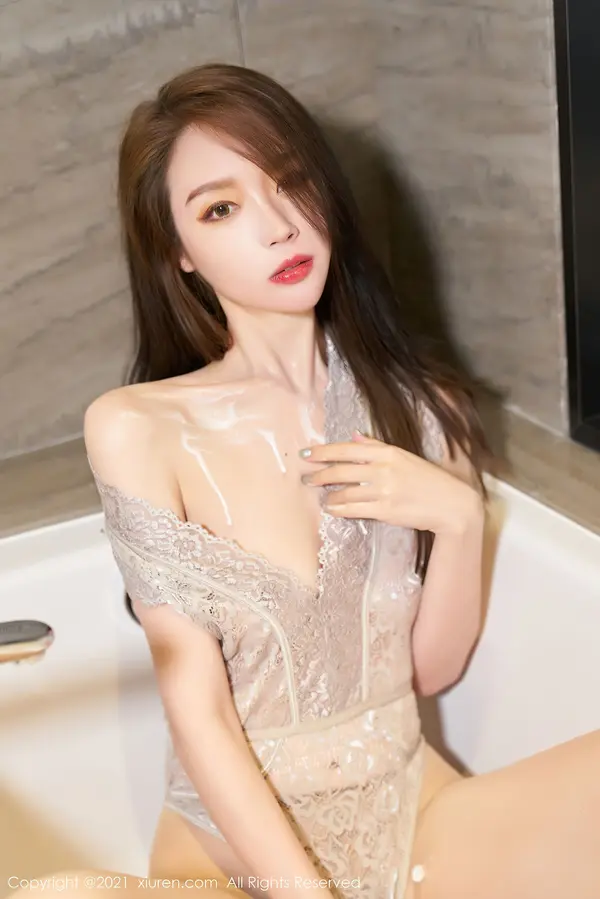 Vol. 03570 梦心月(51P)