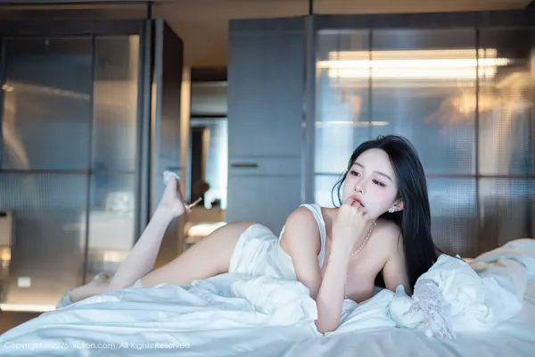 Vol. 11124 shelly诗莉(81P)