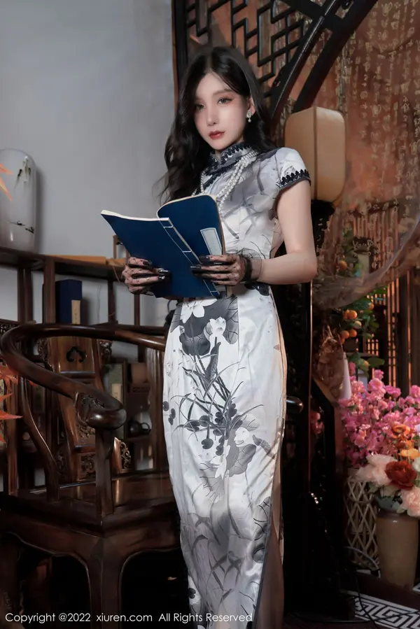 Vol. 04608 周于希Sally(77P)