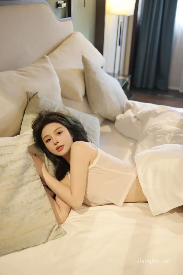 Vol. 08002 沈思怡《私购流出》(94P)