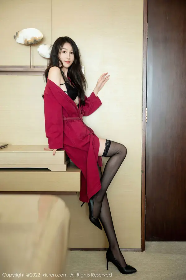 Vol. 05624 薇薇酱(81P)