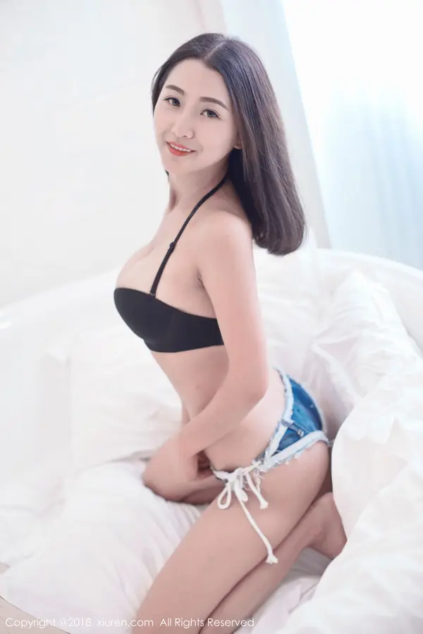 Vol. 00964 七月Julie(49P)