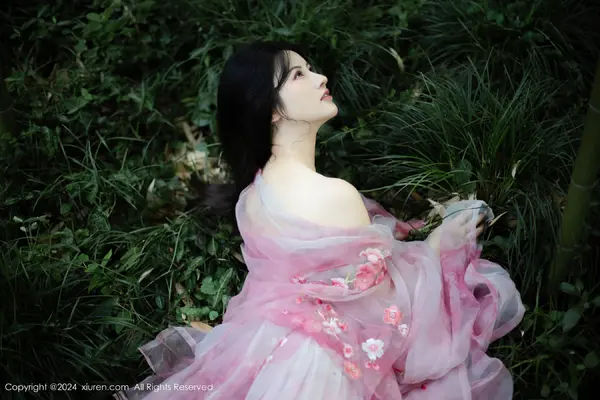 Vol. 09100 诗诗kiki(71P)