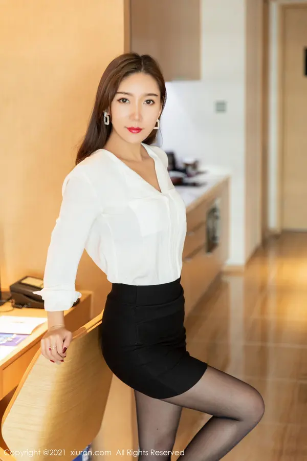 Vol. 03049 艾静香(47P)