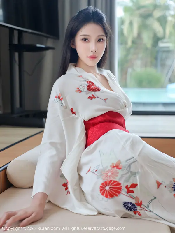 Vol. 10767 梨霜儿(84P)