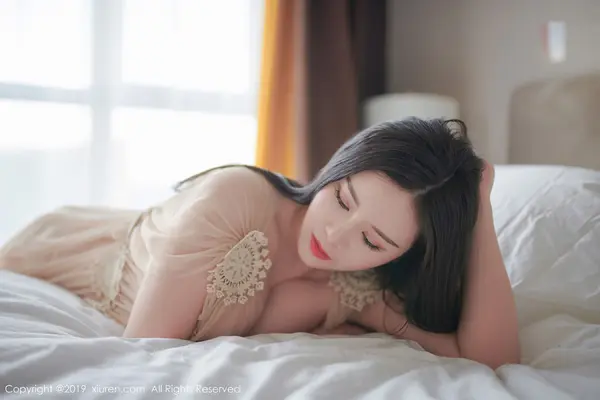 Vol. 01366 戴渃欣(46P)
