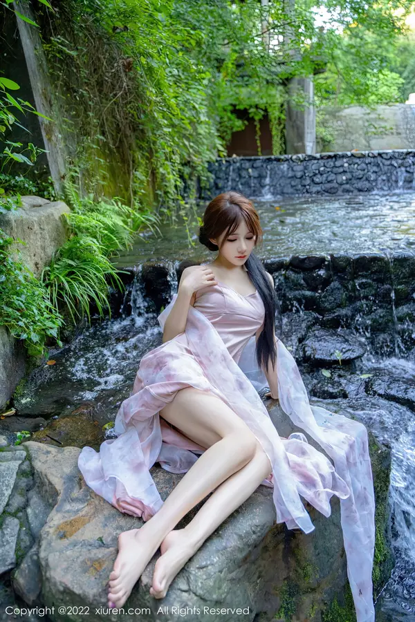 Vol. 5690 婠婠么(82P)