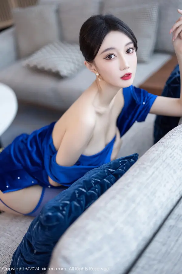 Vol. 08298 玥儿玥(81P)