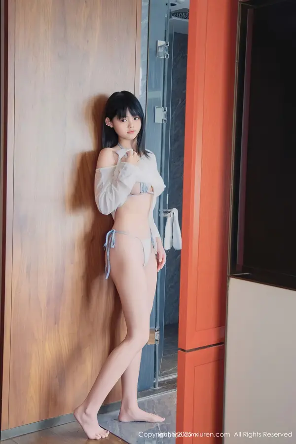 Vol. 10651 小泠(81P)