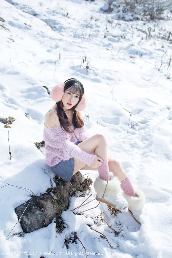 Vol. 00720 兜豆靓Youlina(52P)