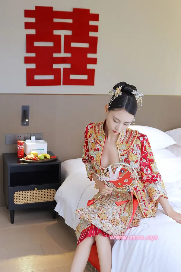 Vol. 8534 lingyu69《私购流出》(89P)