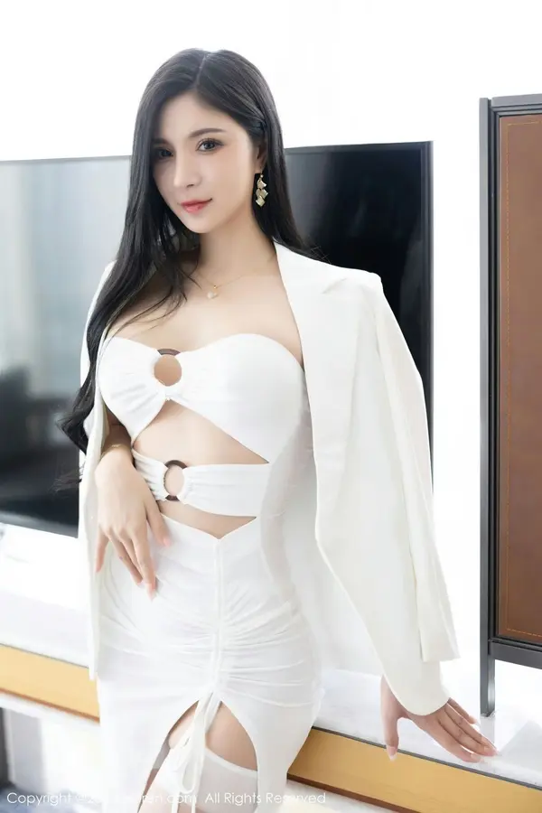 Vol. 06177 小蛮妖Yummy(84P)