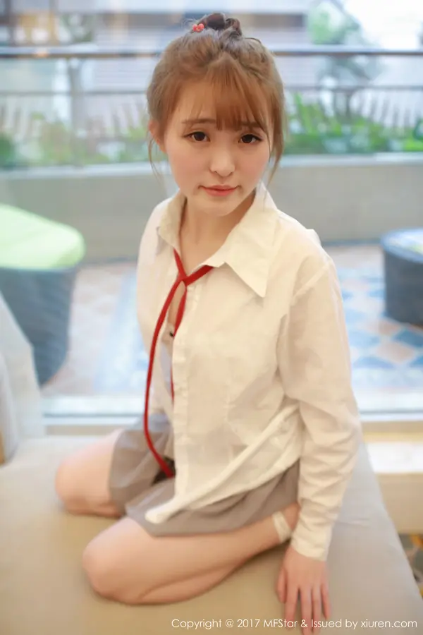 Vol. 0098 伊小七MoMo(48P)
