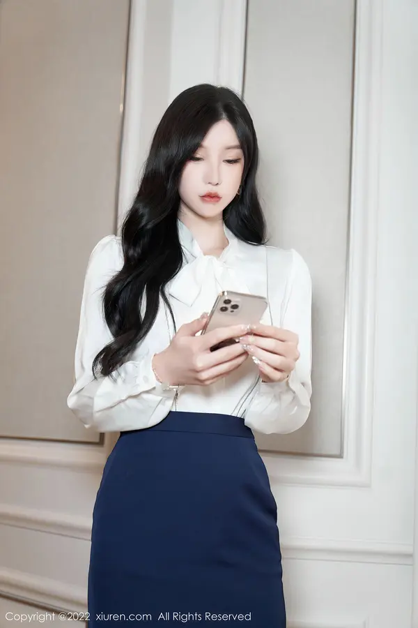 Vol. 05716 周于希Sally(87P)