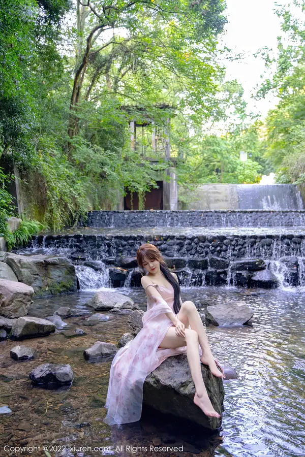 Vol. 5690 婠婠么(82P)