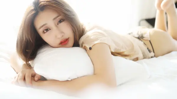 Vol. 0375 奈美nana(64P)
