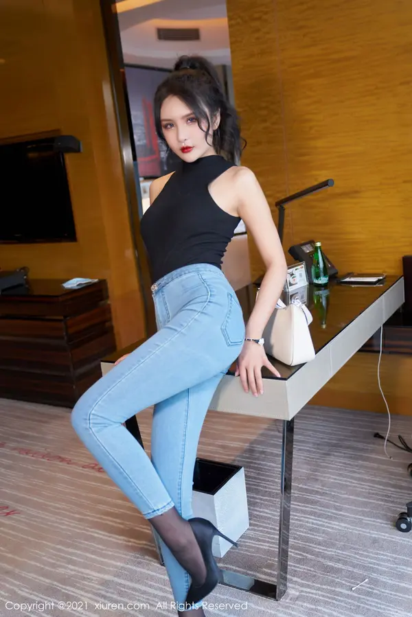 Vol. 03976 Emily尹菲(73P)