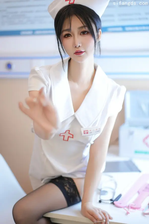 Vol. 8512 laura阿姣《私购流出》(92P)
