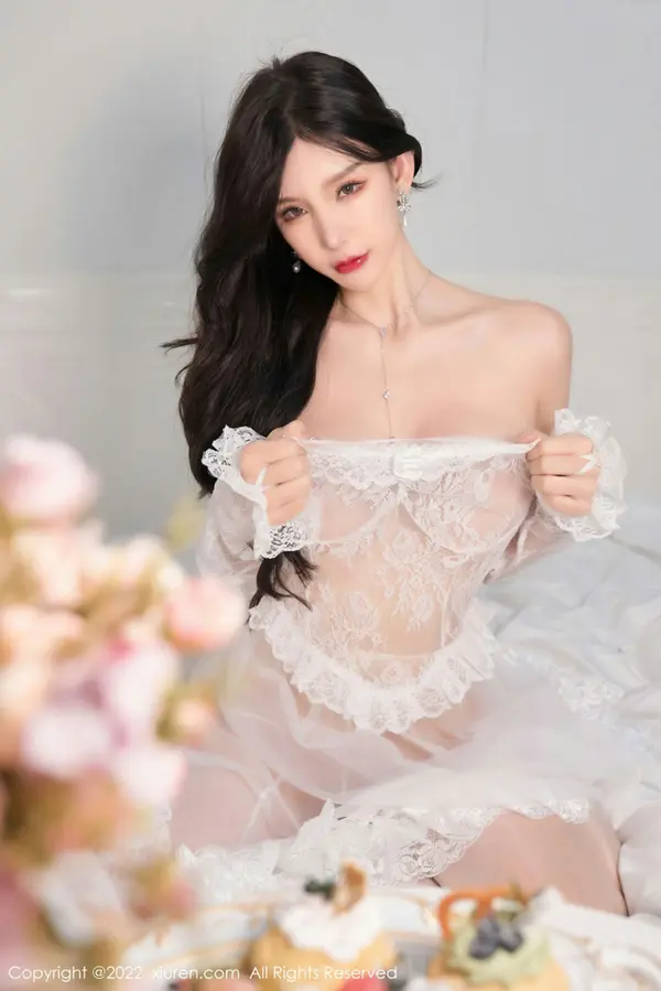 Vol. 04499 周于希Sally(74P)