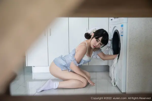 Vol. 05834 严利娅Yuliya(69P)