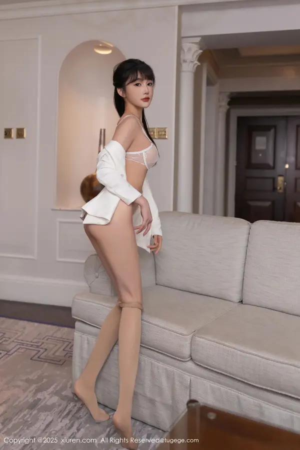 Vol. 11042 陆萱萱(81P)