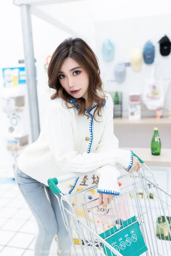 Vol. 04257 绮里嘉ula(57P)