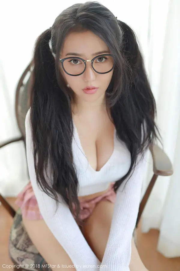 Vol. 0168 Manuela玛鲁娜(49P)