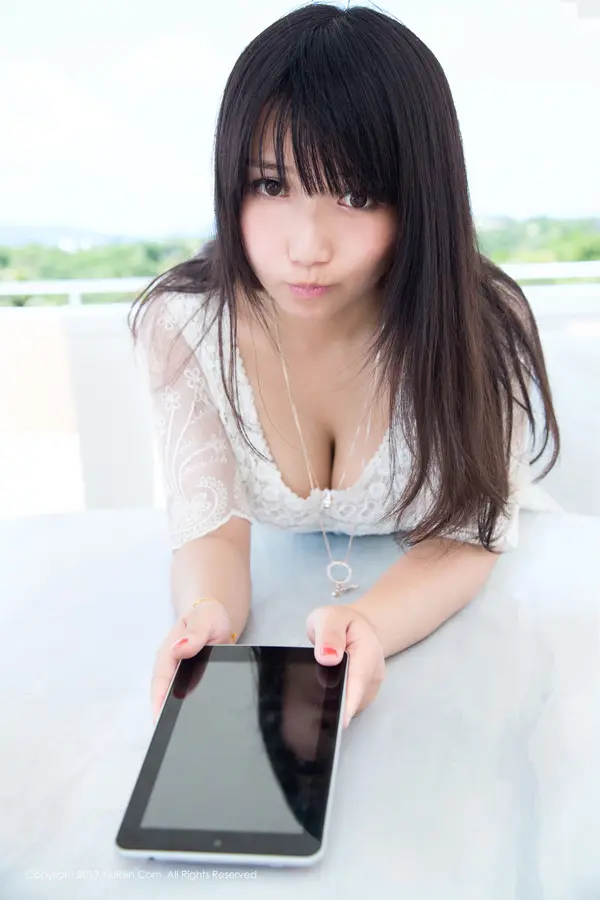 Vol. 00053 默漠无荢(100P)