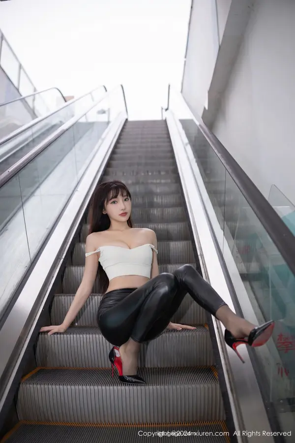 Vol. 09377 陆萱萱(82P)