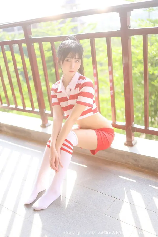 Vol. 0489 小果冻儿(49P)