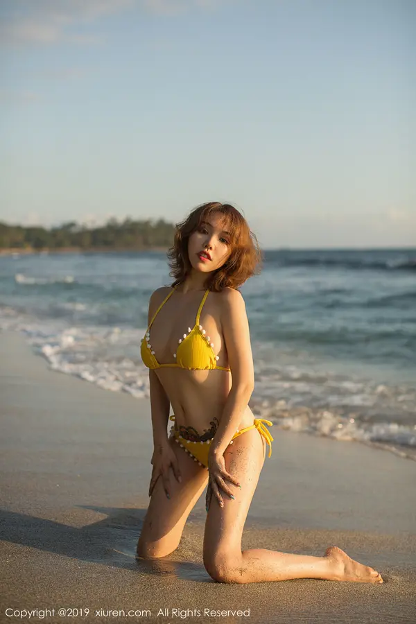 Vol. 01551 黄楽然(56P)