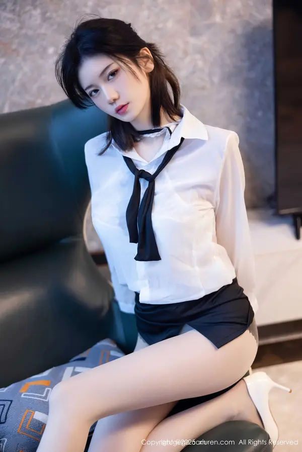 Vol. 11077 凌七七(80P)
