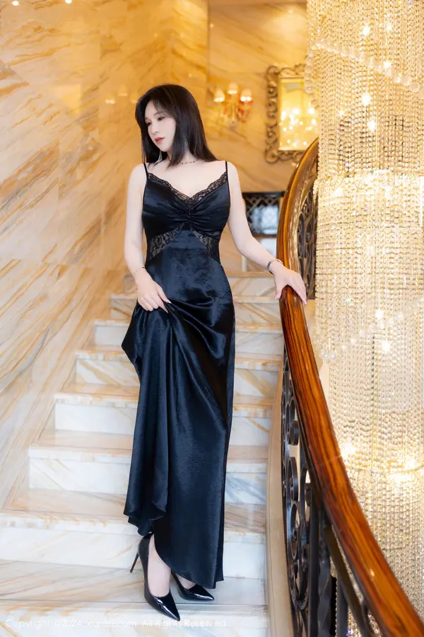 Vol. 08825 水水姐(74P)