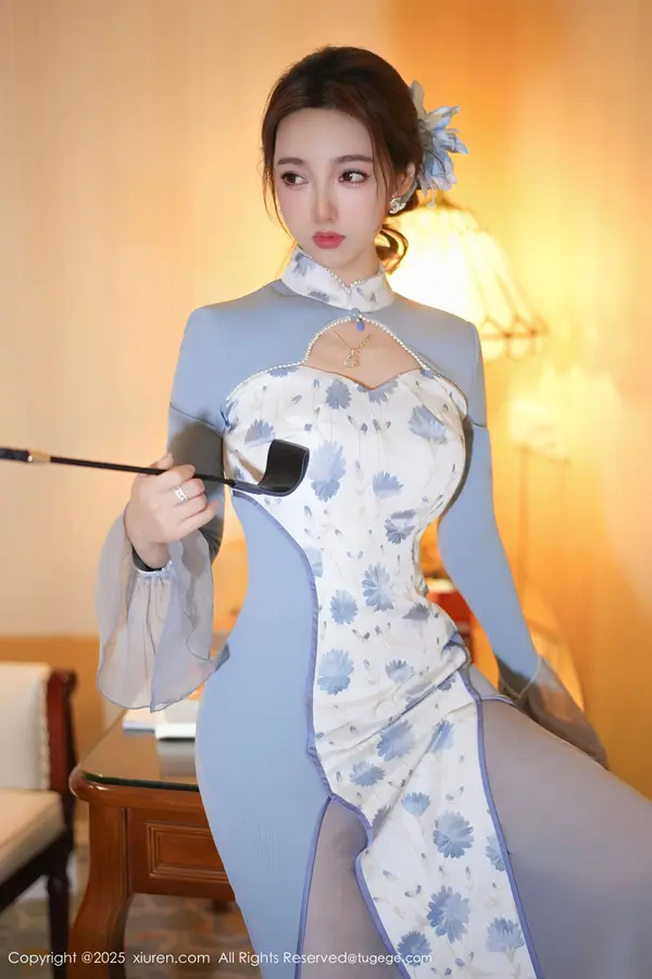 Vol. 11033 Twins-桃桃(81P)