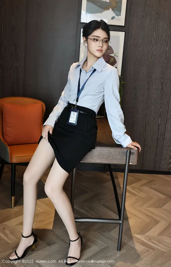 Vol. 10674 糯梨子(61P)