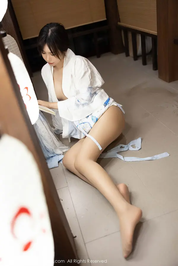 Vol. 05569 绮里嘉ula(76P)