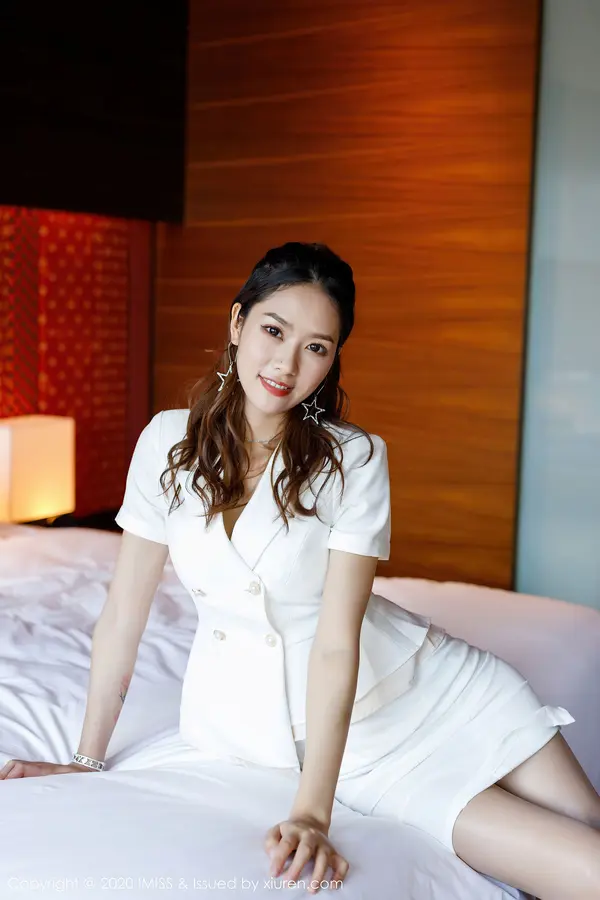 Vol. 0512 方子萱(61P)