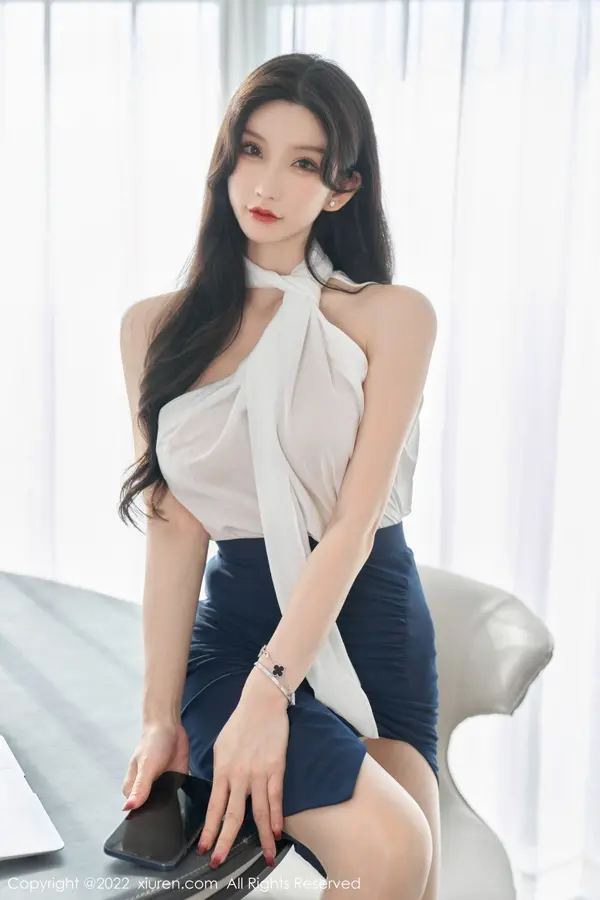 Vol. 05948 周于希Sally(71P)