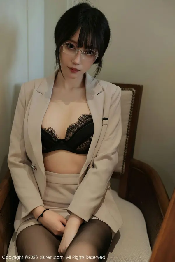 Vol. 06428 玥儿玥er(57P)