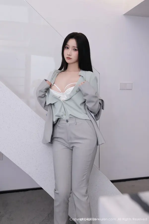 Vol. 11285 杏子Yada(82P)