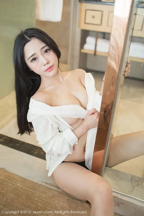 Vol. 00519 兜豆靓Youlina(53P)