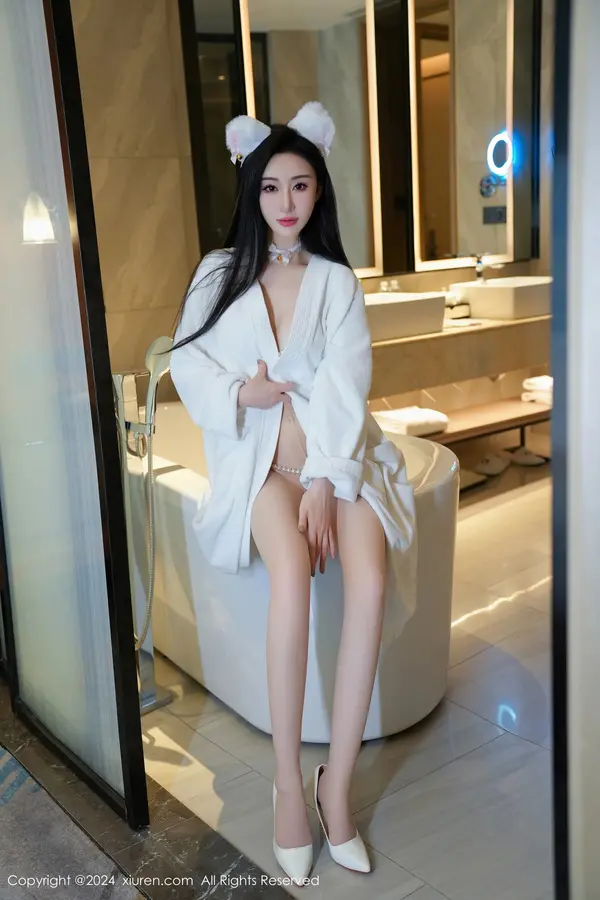 Vol. 08679 田兮白(125P)
