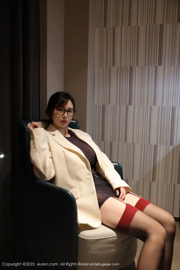 Vol. 10805 小肉肉咪(73P)