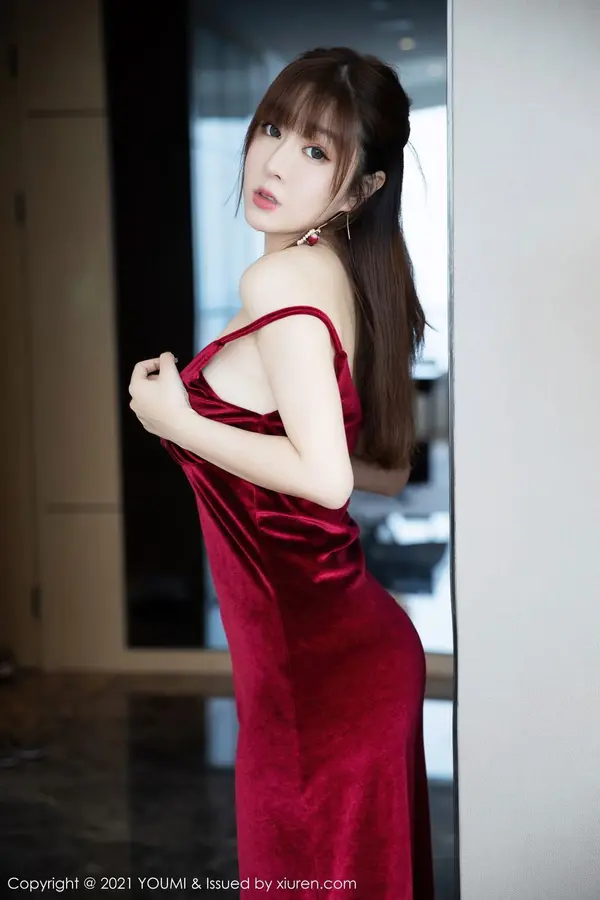 Vol. 0588 王雨纯(49P)